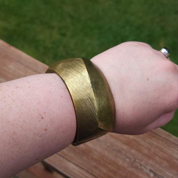 Chico's Gold bracelet - Picture 1 of 5